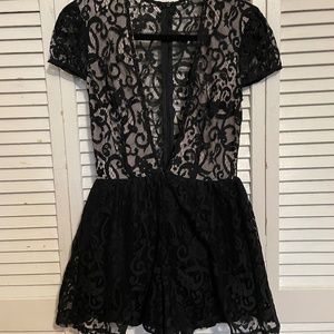 LACE ROMPER